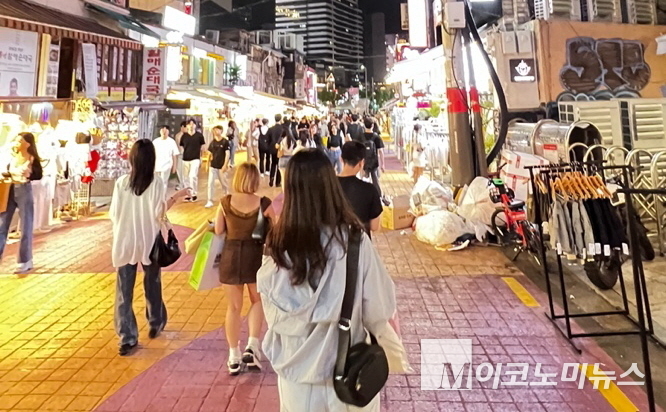 핼러윈 데이 밀집예상 지역 홍대 거리. M이코노미뉴스 자료사진