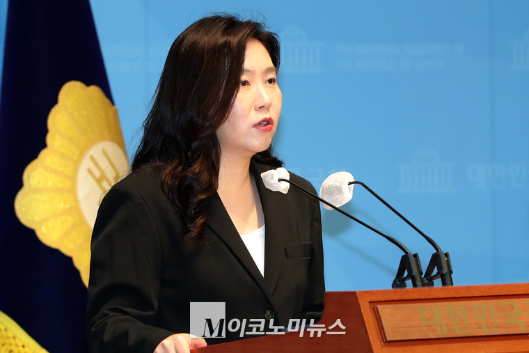강유정 더불어민주당 대변인. (사진=최동환 기자)