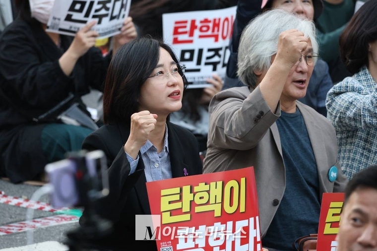 김재연 진보당 대표가 26일 ‘국정농단 부패·비리 김건희 심판’ 공동 집회에 참석하고 있다. (진보당)
