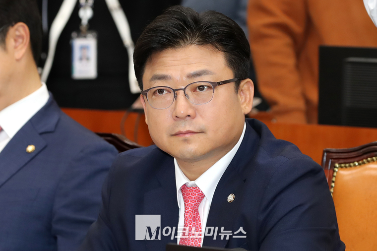 강명구 국민의힘 의원이 지난 17일 국회 정무위 국정감사에 참석해 있다. (사진=최동환 기자)