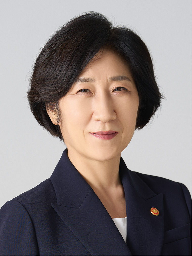 탄소중립녹색성장위원회 민간위원장에 임명된 한화진 전 환경부장관. 사진=탄녹위 제공 