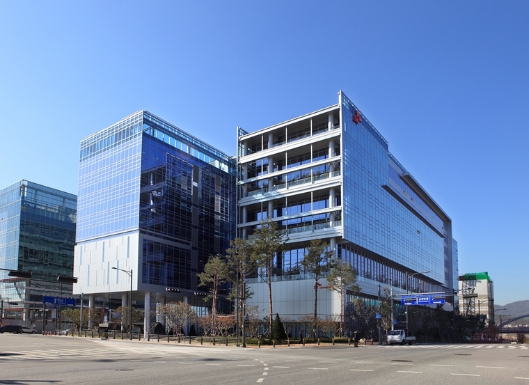 SK케미칼이 한국ESG기준원에서 주관하는 2024년 ESG 평가에서 통합 A+ 등급을 획득했다. 사진=SK케미칼 제공