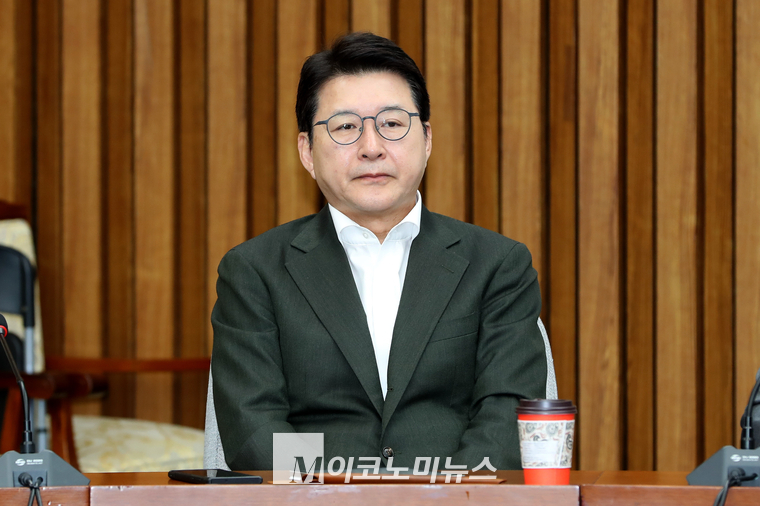 신동욱 국민의힘 원내수석대변인이 지난 29일 국민의힘 국정감사대책회의에 참석했다. (사진=최동환 기자)