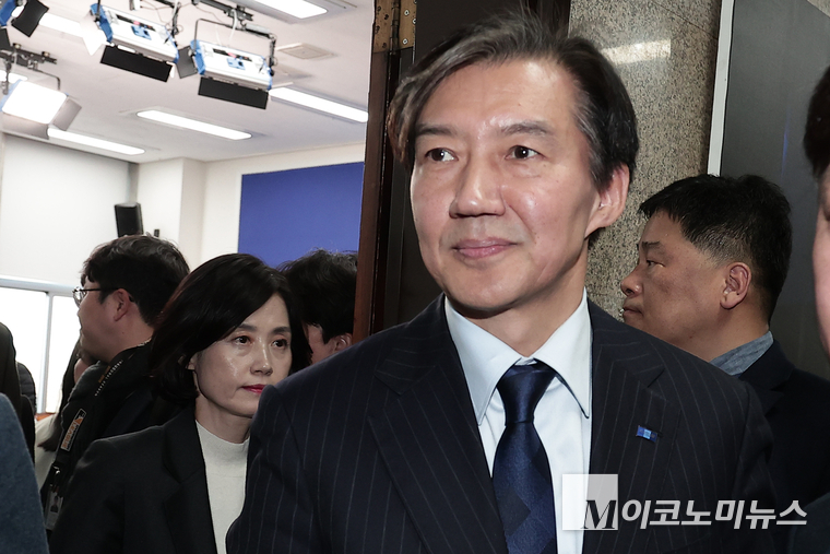 조국 조국혁신당 전 대표가 지난 12일 유죄 발견이 확정되자 긴급기자회견을 열었다. (사진=최동환 기자)