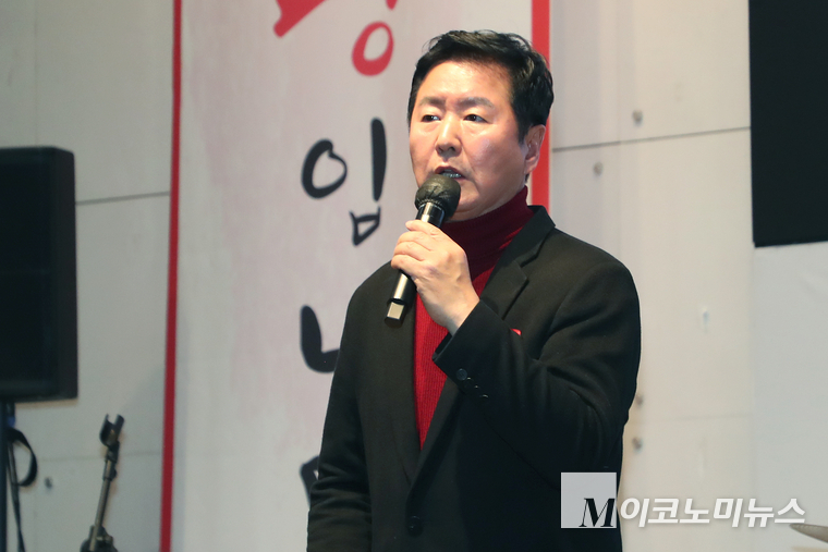 진행자 김덕현 탤런트. 사진= 최동환 기자