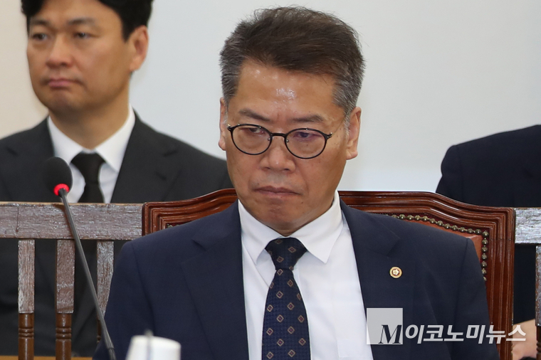 김용빈 중앙선거관리위원회 사무총장이 지난 5일 국회 행정안전위원회가 개최한 비상계엄 관련 긴급 현안질의에 참석했다. (사진=최동환 기자)