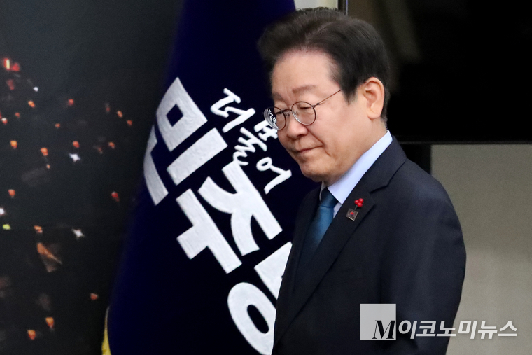 이재명 더불어민주당 대표가 9일 최고위원회의에 참석하고 있다. (사진=최동환 기자)