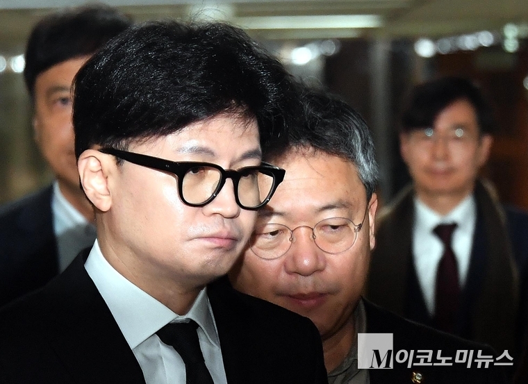 한동훈 국민의힘 대표가 지난 7일 비상의원총회를 마치고 나오고 있다. (사진=최동환 기자)
