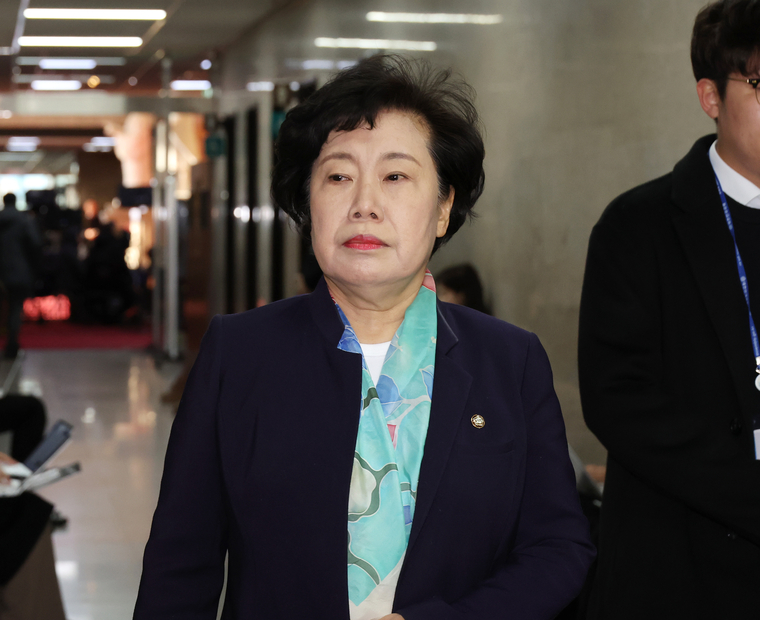 국민의힘 조배숙 의원이 9일 오전 국회 본청 원내대표실에서 열린 중진 의원 모임에 참석하고 있다. 연합뉴스 제공