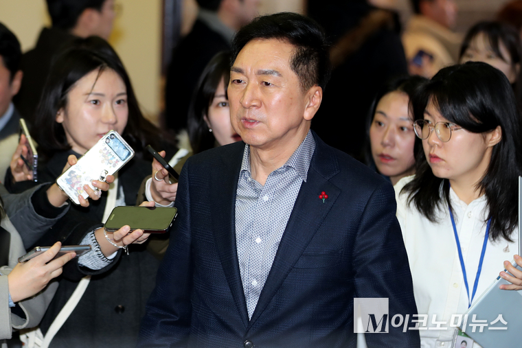 김기현 국민의힘 의원이 지난 9일 의원총회에 참석하고 있다. (사진=최동환 기자)
