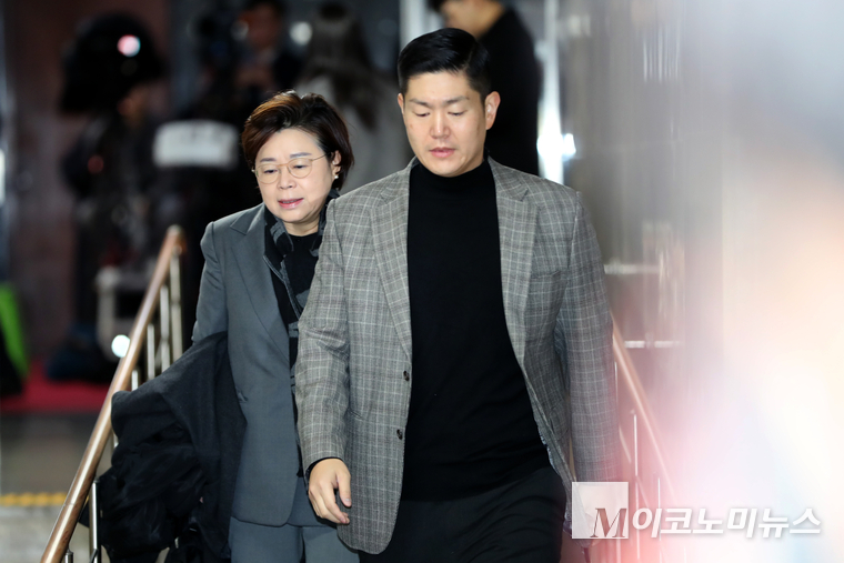김재섭 국민의힘 의원이 지난 7일 의원총회에 참석하고 있다. (사진=최동환 기자)