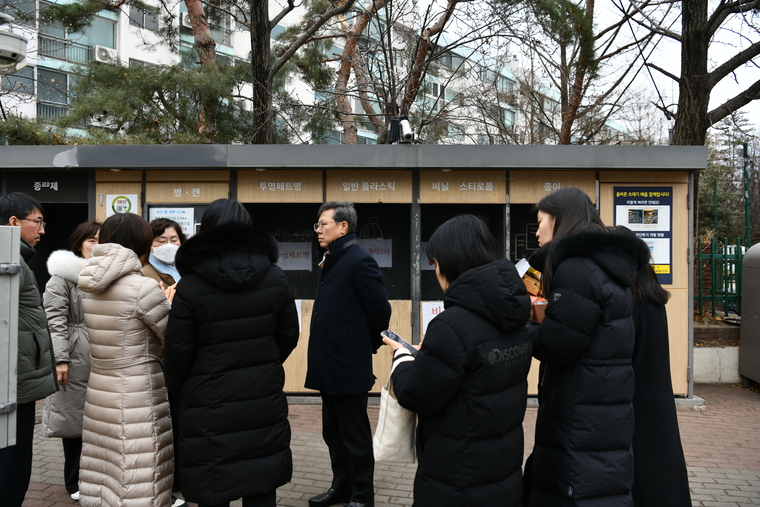 자원순환역 현장 운영 실태 점검모습 <수원시 영통구 제공>