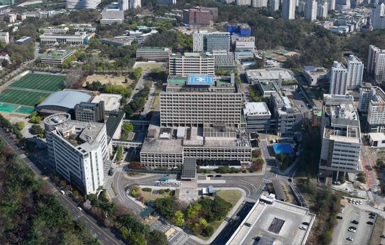 아주대학교병원 전경 <안영찬 기자>