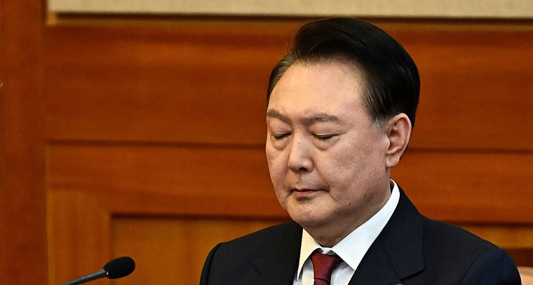 윤석열 대통령이 지난 23일 서울 종로구 헌법재판소에서 열린 탄핵심판 4차 변론에 출석했다.. 사진=연합뉴스