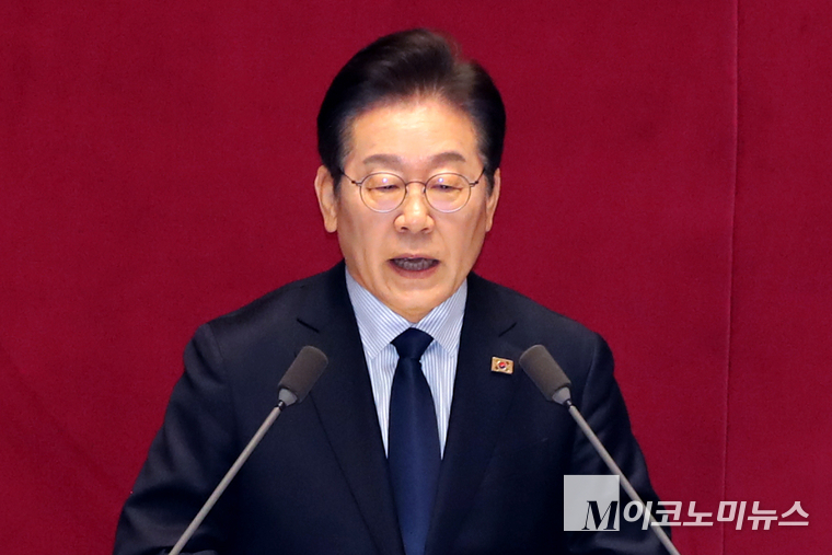 이재명 더불어민주당 대표가 10일 국회 본회의장에서 교섭단체 대표연설을 하고 있다. 사진=최동환 기자