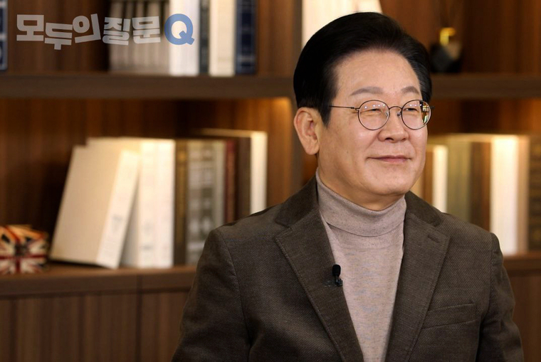 이재명 대표는 지난 2일 온라인 플랫폼 다함께 만드는 세상 ‘모두의질문Q’에 출연했다. 사진=더불어민주당