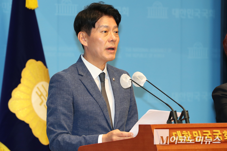 한민수 민주당 선대위 대변인. 사진=최동환 기자