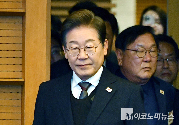 지난 8일 이재명 더불어민주당 대선 후보가 경제5단체장 간담회에 참석하고 있다. 사진=최동환 기자