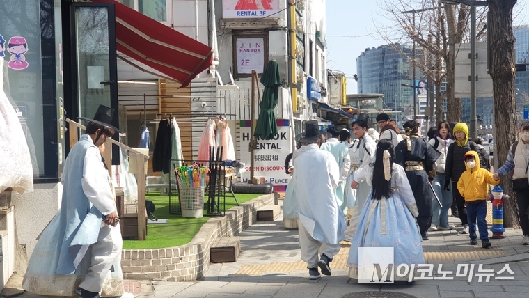 관광업계에서는 구글에 대한 국내 지도데이터 반영이 관광수익 증대에 기여할 것이라 보고 있다. 사진=M이코노미 자료