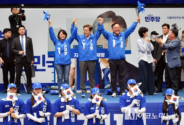 이재명 더불어민주당 대통령 선거 후보가 20일 경기도 의정부시 유세에서 지지를 호소하고 있다. 사진=최동환 기자