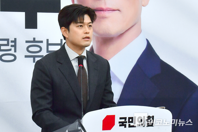 김용태 국민의힘 공동선거대책위원장 겸 비상대책위원장은 20일 국회 본청에서 긴급기자회견을 열고 발언하고 있다. 사진=최동환 기자