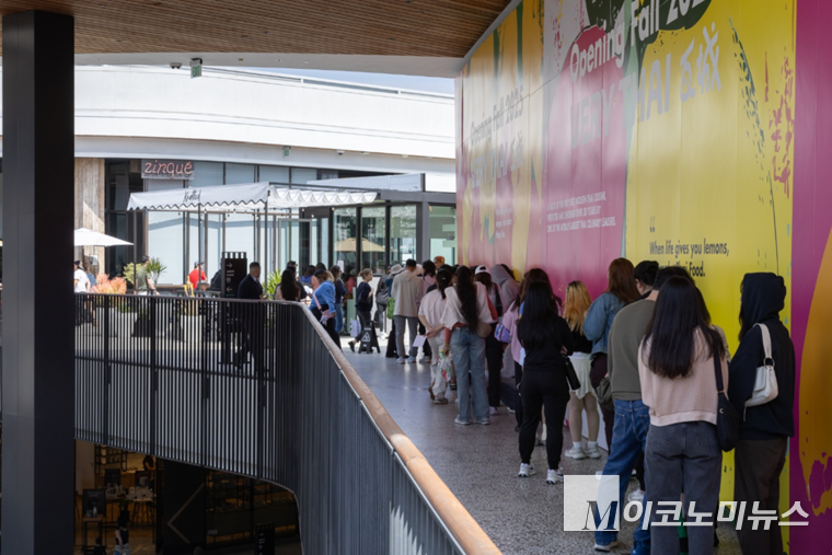 노티드 미국 LA 1호점 대기 행렬로 가득찼다. 사진=노티드