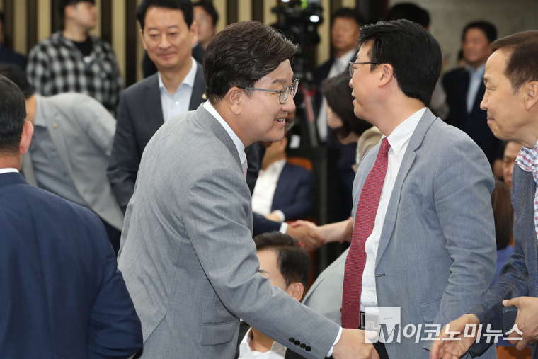 권성동 국민의힘 원내대표가 5일 국회 본청에서 열린 의원총회에서 대선 패배의 책임을 지고 자진 사퇴한다고 밝혔다. 사진=최동환 기자