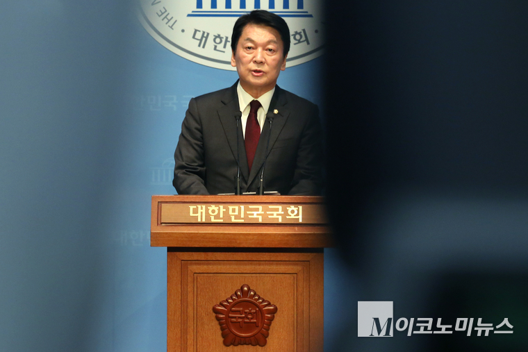 안철수 국민의힘 의원이 지난 5월 15일 국회 소통관에서 기자회견하고 있다. 사진=최동환 기자