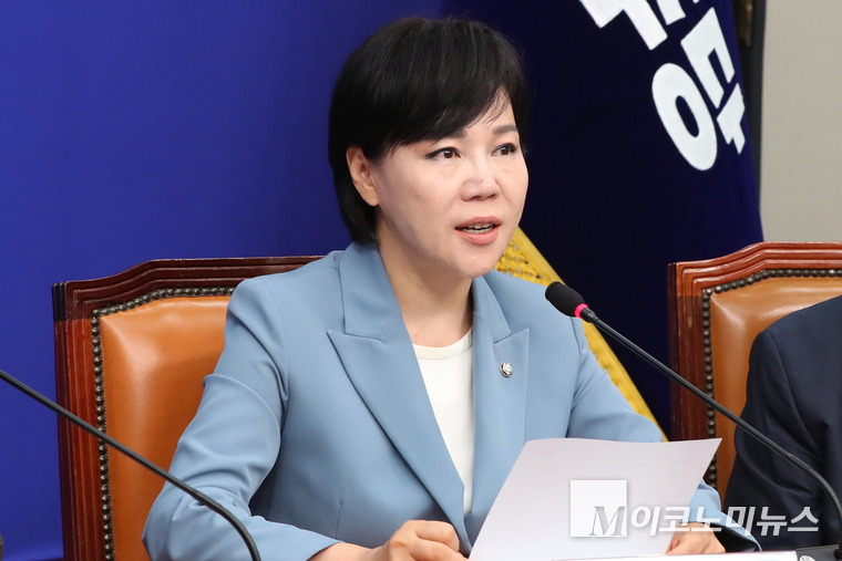 전현희 더불어민주당 최고위원이 지난 11일 국회 본청에서 열린 최고위원회의에서 발언하고 있다. 사진=최동환 기자