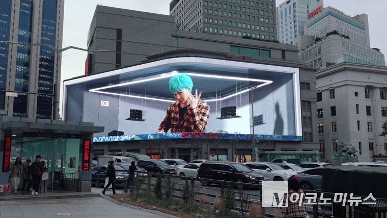 신세계백화점의 명동 신세계스퀘어가 한류 전파 역할을 톡톡히 해내고 있다. 사진=신세계백화점