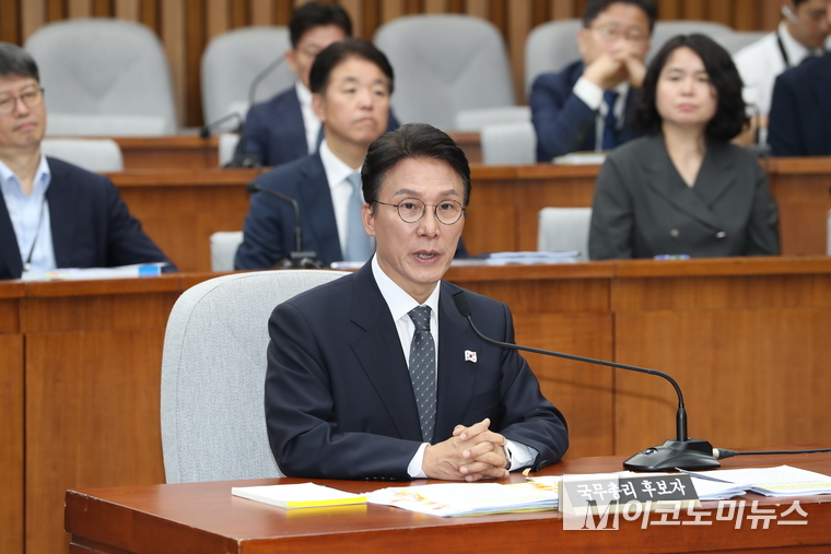 김민석 국무총리 후보자가 24일 국회 인사청문회에서 질의에 답하고 있다. 사진=최동환 기자