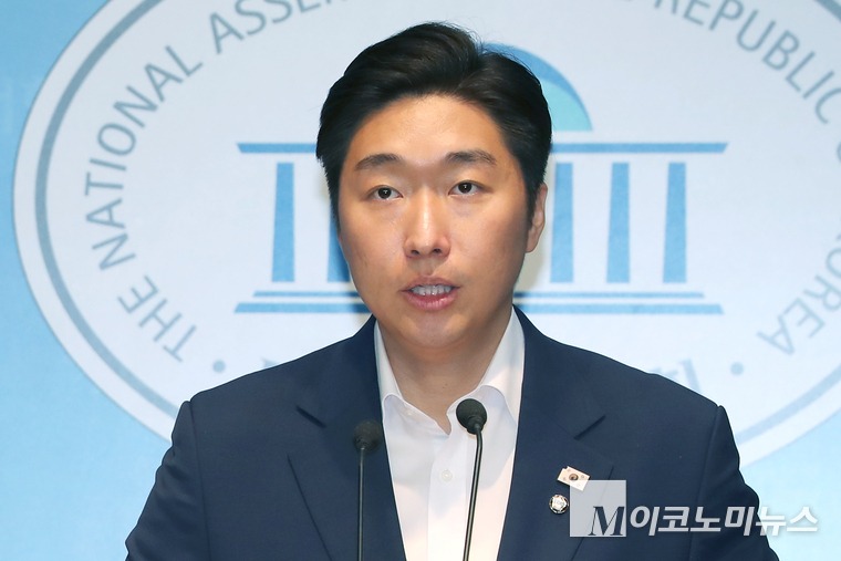 더불어민주당 김용만 의원. 사진=최동환 기자