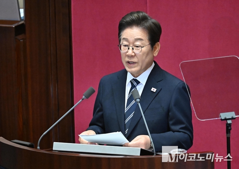 이재명 대통령이 26일 국회 본청 본회의장에서 추가경정예산안 시정연설을 하고 있다. 사진=공동취재단