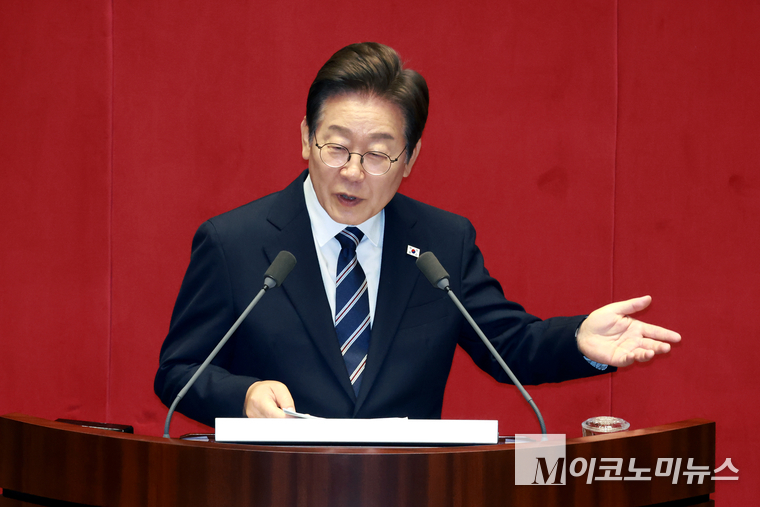 이재명 대통령이 26일 국회 본청 본회의장에서 추가경정예산안 시정연설을 하고 있다. 사진=공동취재단