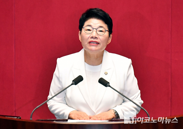 임이자 국민의힘 의원이 10일 당선 인사를 하고 있다. 사진=최동환 기자