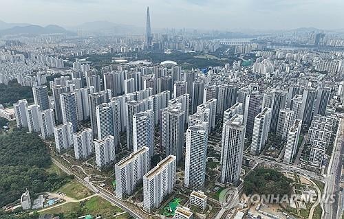 서울 강동구 올림픽파크포레온 아파트 단지 전경. 사진=연합뉴스