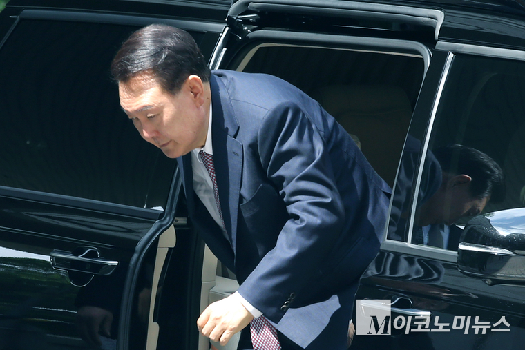 윤석열 전 대통령이 지난 6월 9일 검찰에 출석하고 있다. 사진=최동환 기자