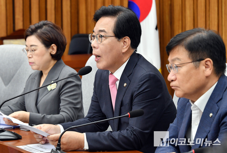 송언석 국민의힘 비상대책위원장 겸 원내대표가 29일 원내대책회의에서 발언하고 있다. 사진=최동환 기자
