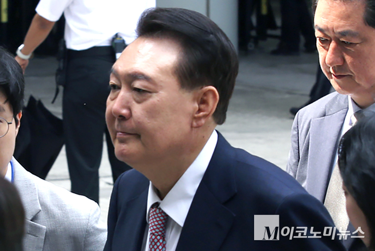 윤석열 전 대통령이 지난 6월 9일 검찰에 출석하고 있다. 사진=최동환 기자
