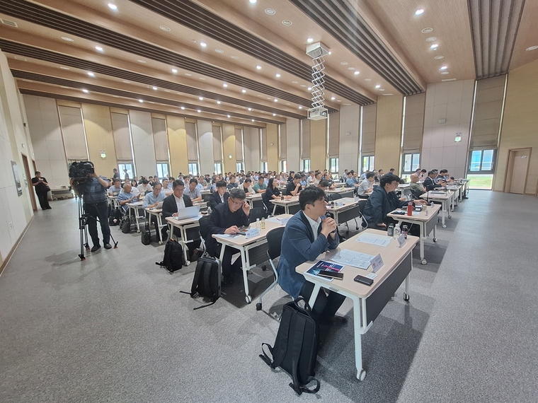 전남풍력산업협회와 국립목포대학교가 공동주최한 2025년도 해상풍력 기술포럼