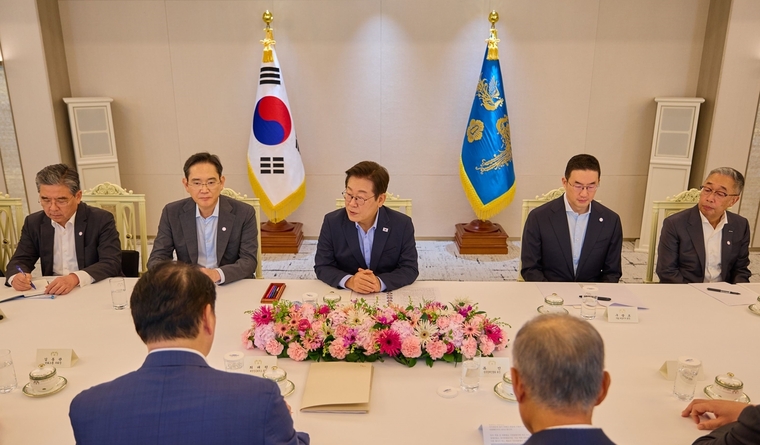 19일 용산 대통령실에서 열린 미·일 순방 동행 경제단체 및 기업인 간담회. 사진=대통령실 