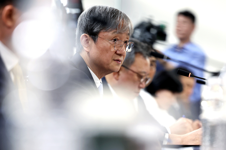 이찬진 금융감독원장이 28일 서울 중구 은행회관에서 열린 은행장 간담회에서 모두발언 하고 있다. 사진=연합뉴스