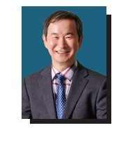<br>
정성봉 한국농식품벤처투자협회 부회장<br>
농업정책보험금융원 前 투자운용본부장<br>
금융감독원 前 선임검사역<br>
경영학 박사<br>
국제공인경영컨설턴트(cmc)<br>
Caroline University 경영학 교수