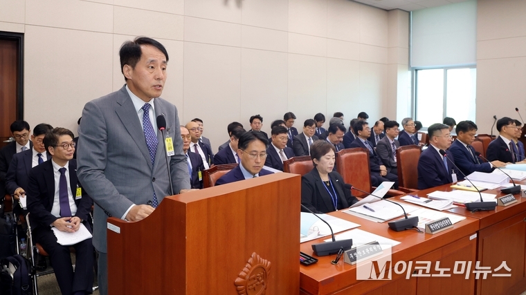 장영진 한국무역보험공사 사장. 사진=최동환 기자 