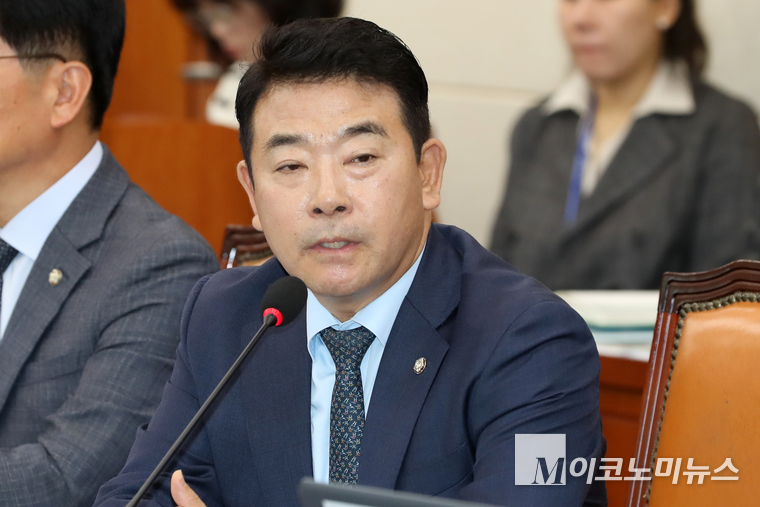 박정 더불어민주당 의원. 사진=M이코노미뉴스 DB