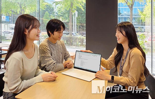삼성전자가 내달 22일까지 전국 삼성스토어에서 삼성 노트북을 무료로 점검해준다. 사진=삼성전자