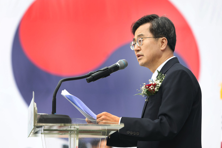 1일 오전 수원 도담소에서 열린 3.1절 기념행사에서 김동연 경기지사가 기념사를 하고 있다 <경기도 제공>