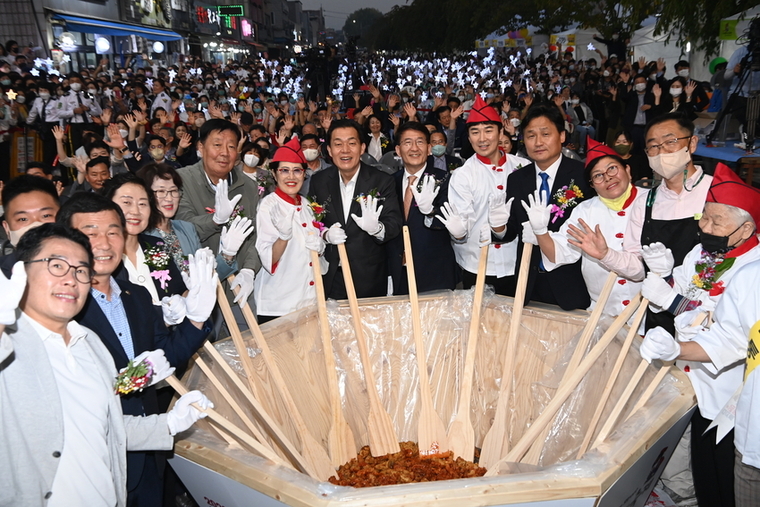 2022년 수원통닭거리 축제 모습 <수원시 제공>