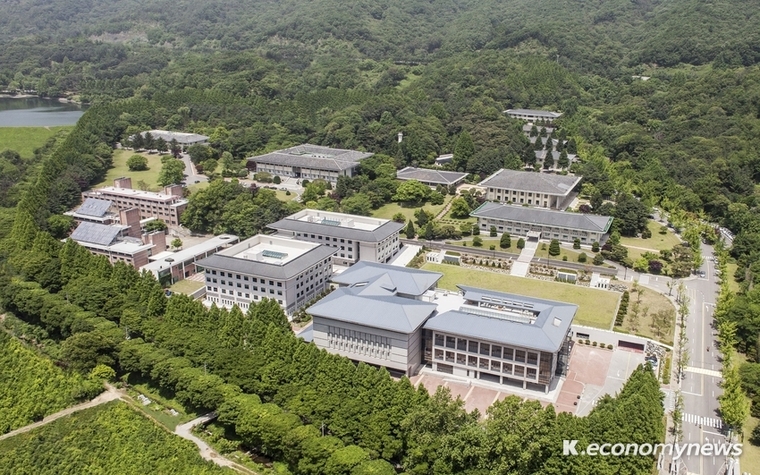 한국학중앙연구원 전경 <한국학중앙연구원 제공>