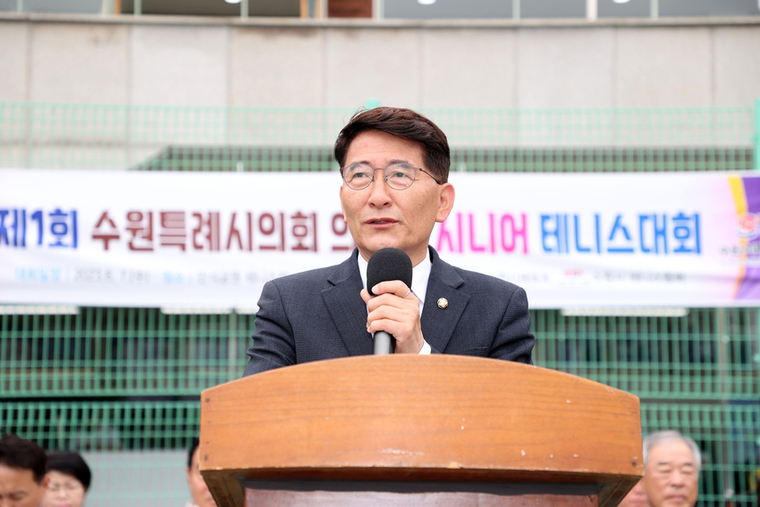 김기정 의장 <수원특례시의회 제공>